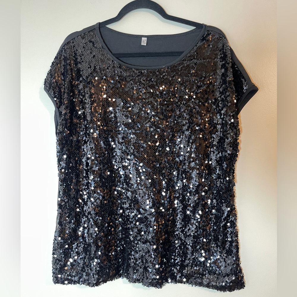 In Voland Sequin Top Size 16W Black Shimmer Short Sleeve Shirt